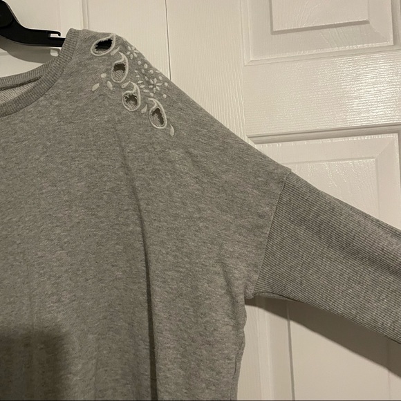 American Eagle Sweater - Picture 10 of 13